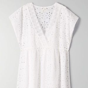 Brand new Aritzia eyelet dress